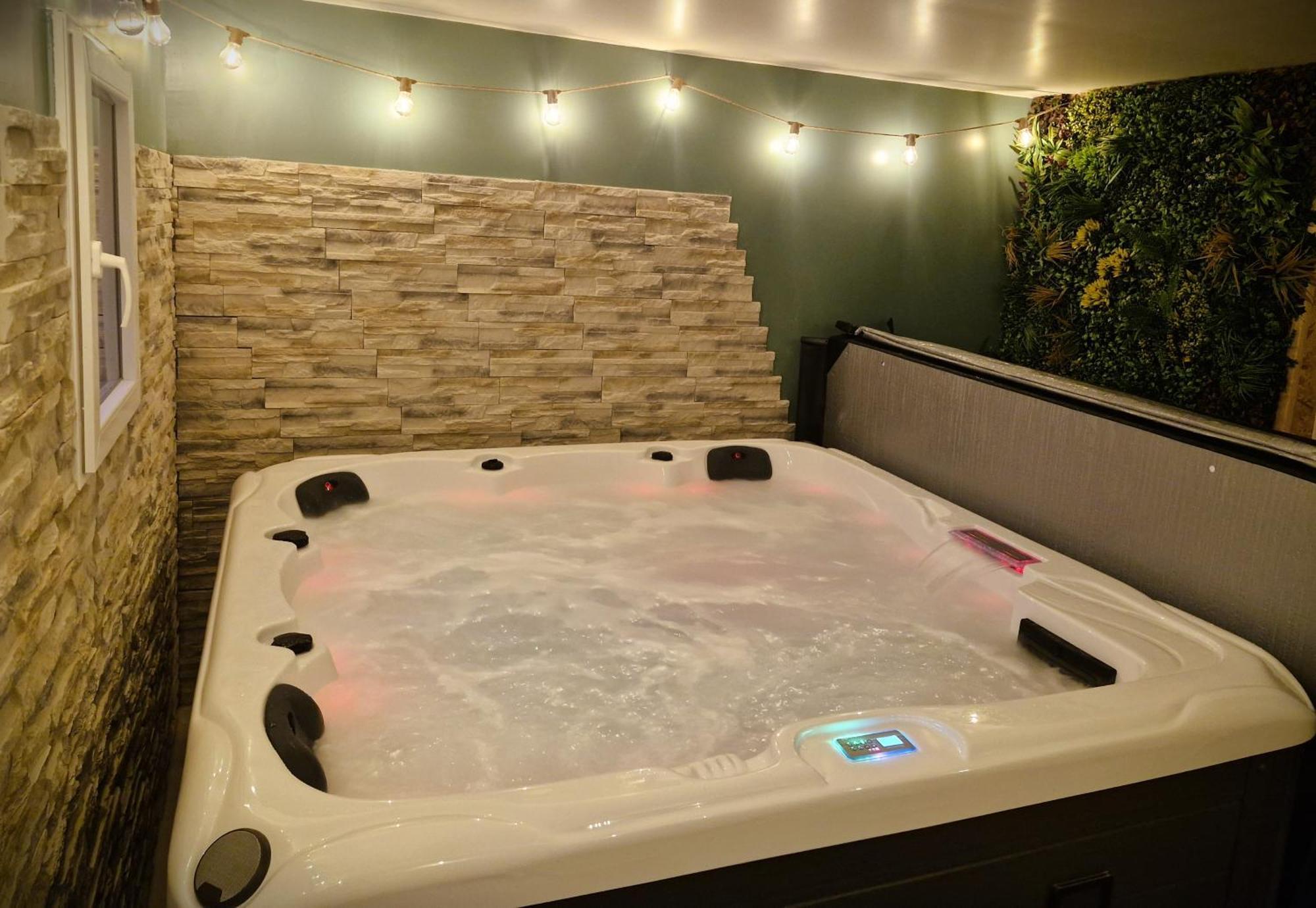 Chill House - Maison 2 - Option Jacuzzi
